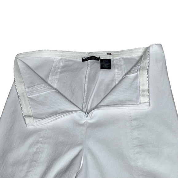 NWOT KAVELI Silver Floral Embellishments Front Slit White Ankle Pants Size 14 - Picture 12 of 16